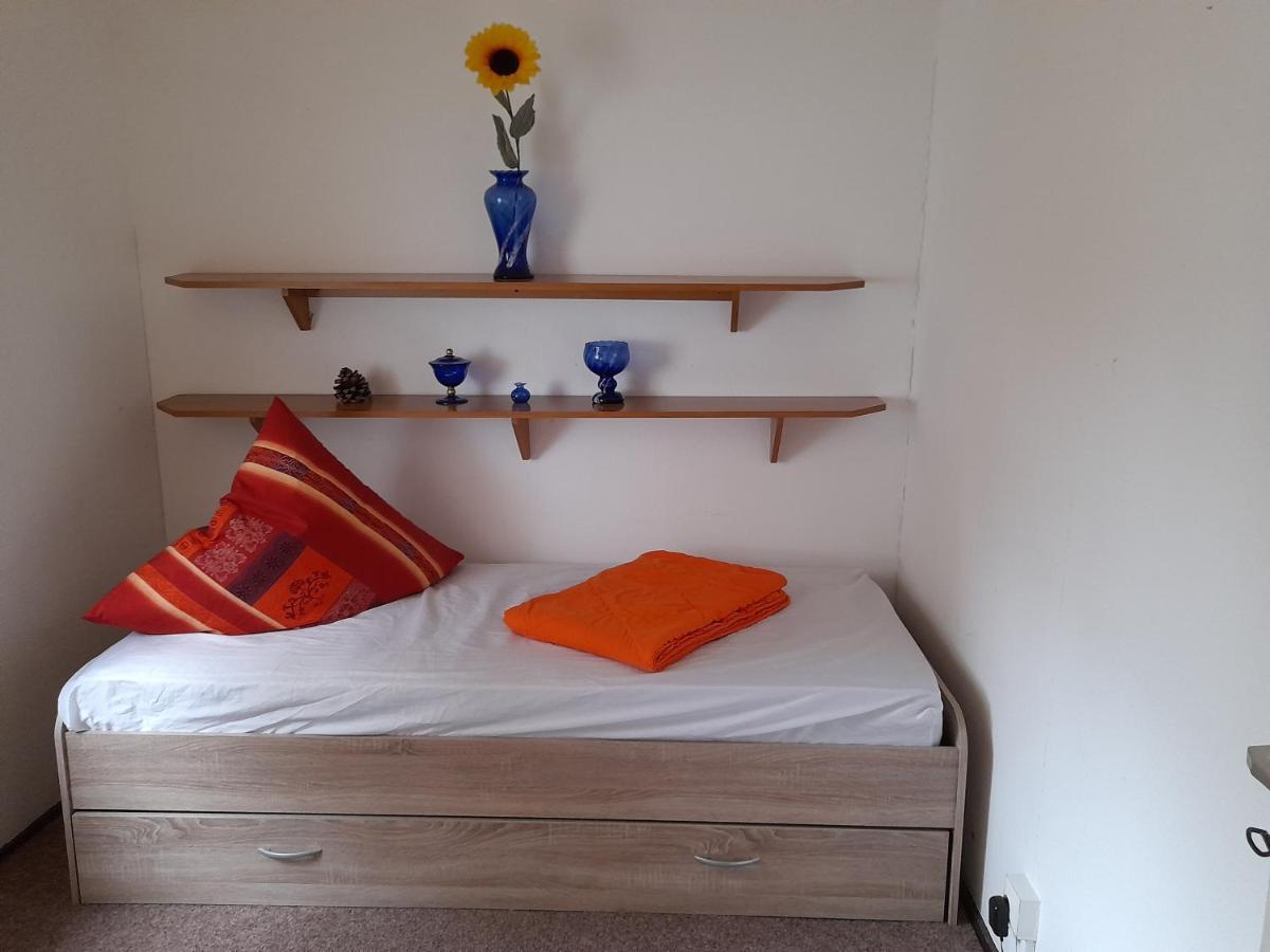 Dahlen Bungalow Am Waldbadヴィラ エクステリア 写真